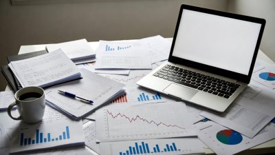 3 финансовых ошибки, которые съедают 40% дохода начинающих авторов в первый год